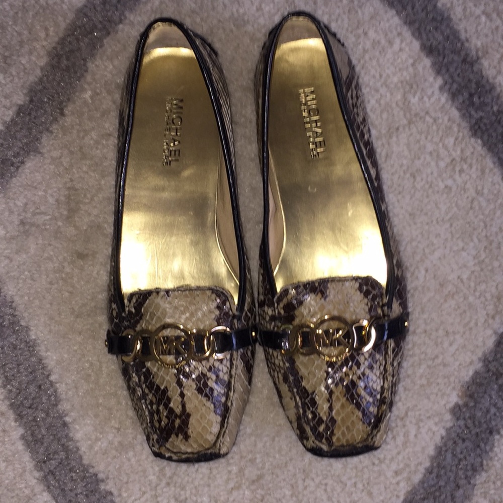 Michael Kors flats
